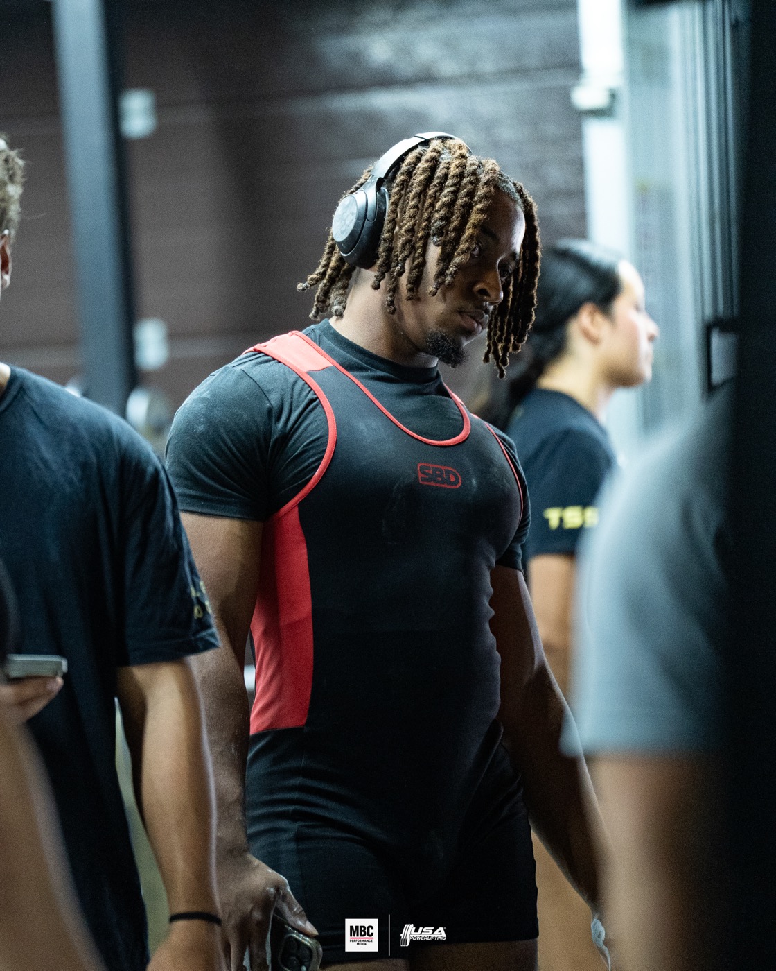 Powerlifting meet photo example